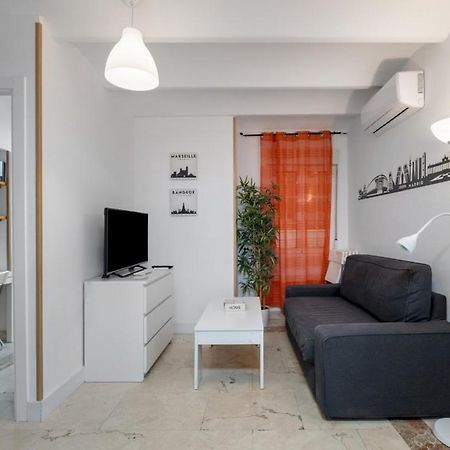 2 Bedroom 1 Bathroom Furnished - Sol - Cozy Vintage - Mintystay Madrid Exteriör bild